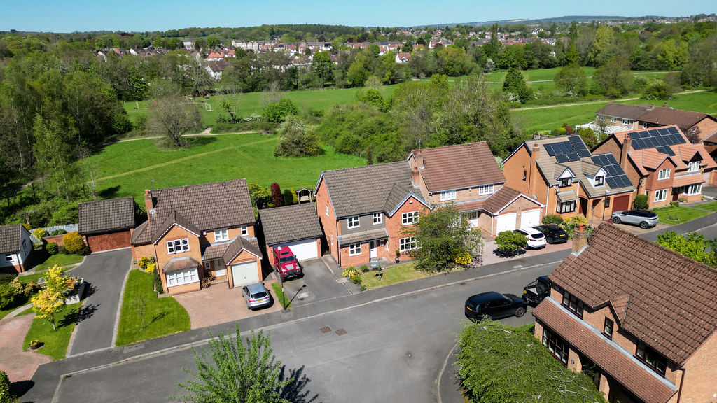 Sandstone Avenue Walton